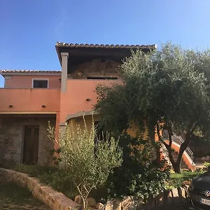 https://i-mari-di-gallura-apartment.in-sardinia.net